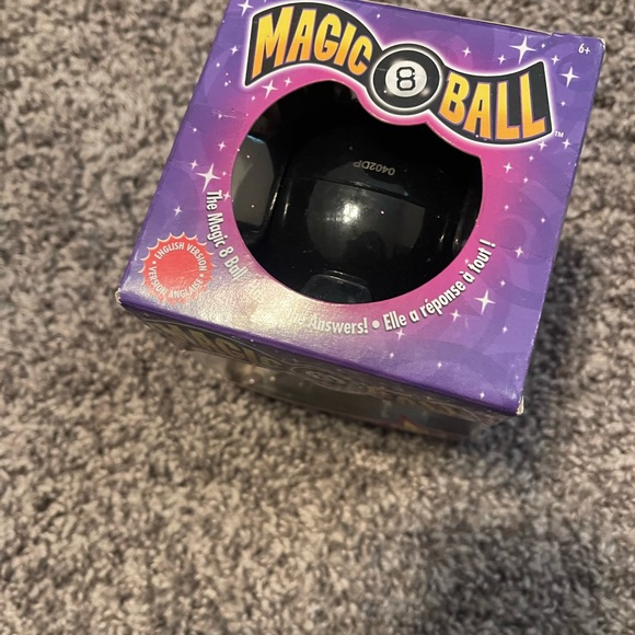 Magic 🎱 Ball - Picture 2 of 2
